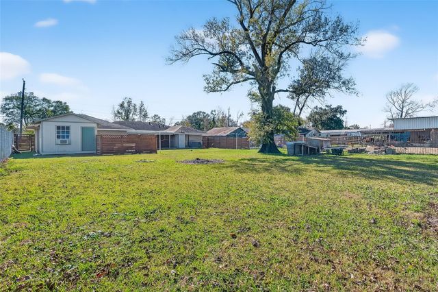 16415 1st Street, Channelview, TX 77530