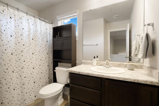 7010 Trapper Creek Road NE, Rio Rancho, NM 87144