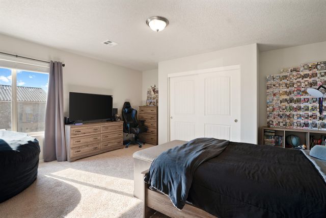 7010 Trapper Creek Road NE, Rio Rancho, NM 87144