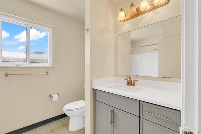 3101 Elstead Street, Auburn Hills, MI 48326