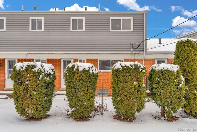 3101 Elstead Street, Auburn Hills, MI 48326