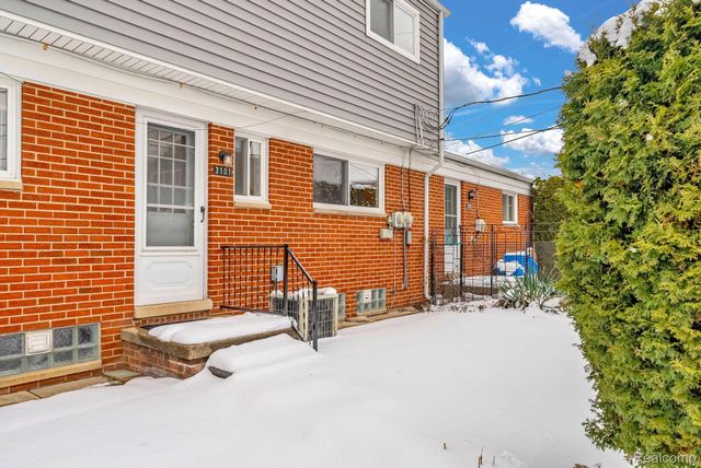 3101 Elstead Street, Auburn Hills, MI 48326