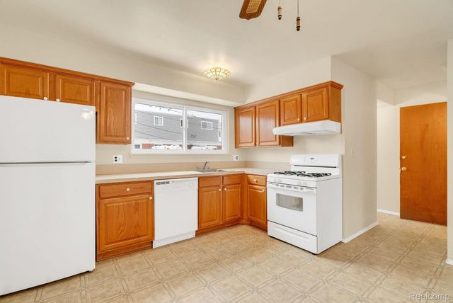 3101 Elstead Street, Auburn Hills, MI 48326