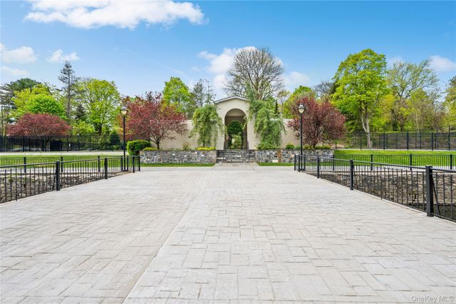 1 Scarsdale Road 613, Tuckahoe, NY 10707