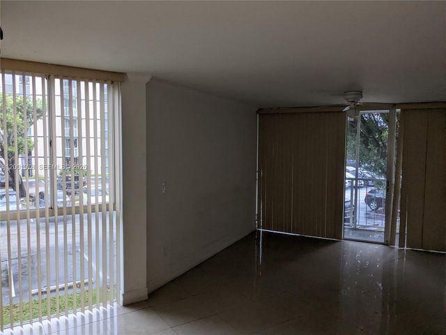 7125 NW 186th St B209, Hialeah, FL 33015