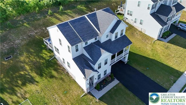 5044 Bellflower Drive, North Whitehall Twp, PA 18078