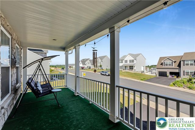 5044 Bellflower Drive, North Whitehall Twp, PA 18078
