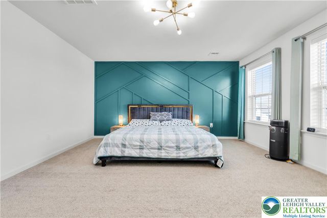 5044 Bellflower Drive, North Whitehall Twp, PA 18078