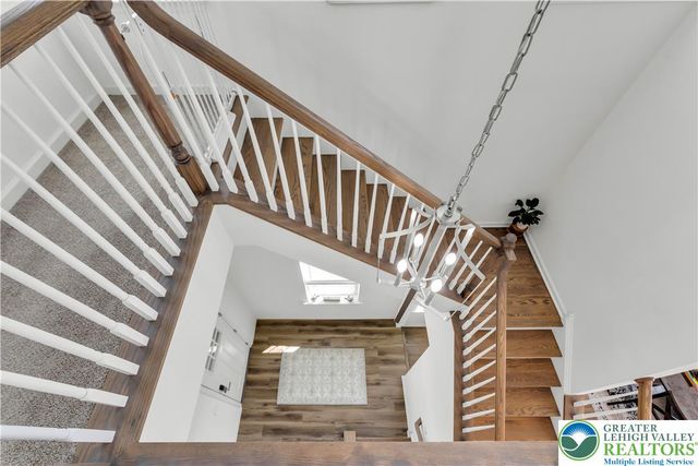 5044 Bellflower Drive, North Whitehall Twp, PA 18078