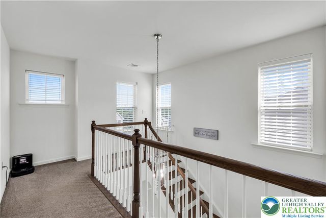 5044 Bellflower Drive, North Whitehall Twp, PA 18078