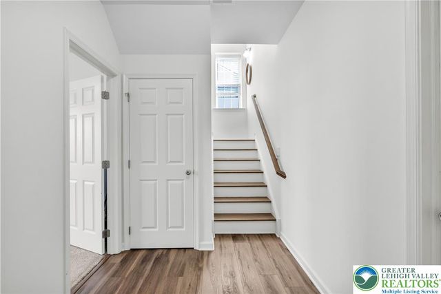 5044 Bellflower Drive, North Whitehall Twp, PA 18078