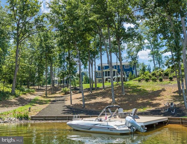 10505 RIDGE COVE LN, Spotsylvania, VA 22551