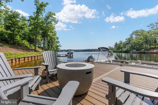 10505 RIDGE COVE LN, Spotsylvania, VA 22551