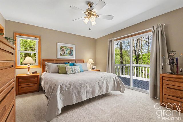 3047 Rogue Hollow Court, Belmont, MI 49306