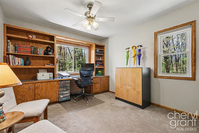 3047 Rogue Hollow Court, Belmont, MI 49306
