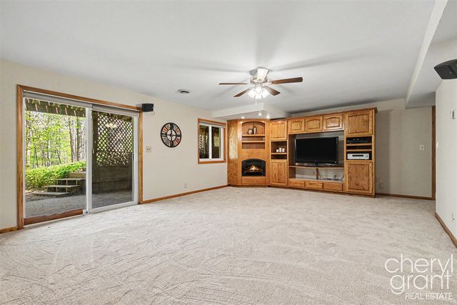 3047 Rogue Hollow Court, Belmont, MI 49306