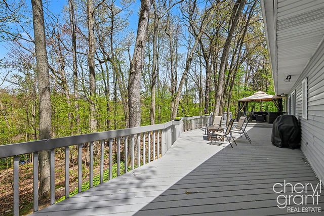 3047 Rogue Hollow Court, Belmont, MI 49306