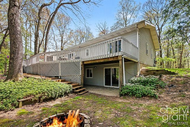3047 Rogue Hollow Court, Belmont, MI 49306