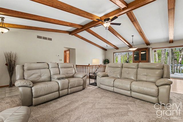 3047 Rogue Hollow Court, Belmont, MI 49306