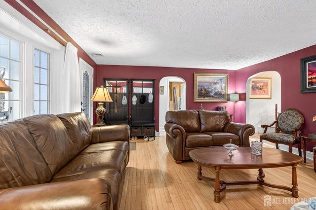 246 Highland Drive, Milltown, NJ 08850