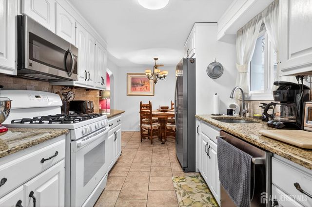 246 Highland Drive, Milltown, NJ 08850