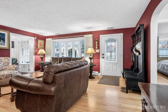 246 Highland Drive, Milltown, NJ 08850