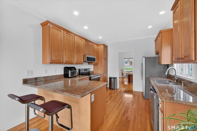 18 Tobins Court 18, Danbury, CT 06810