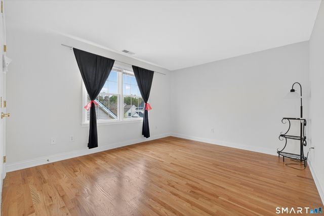 18 Tobins Court 18, Danbury, CT 06810