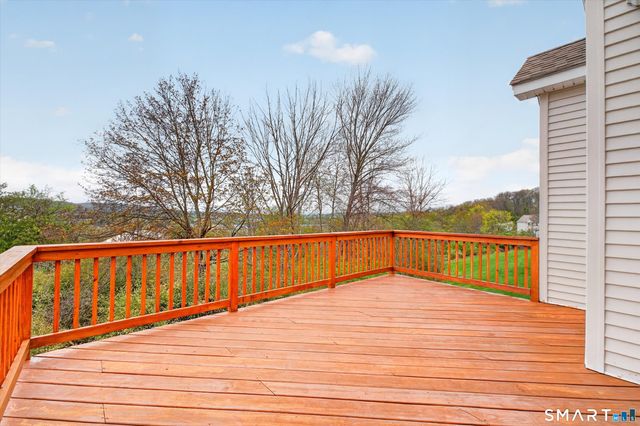 18 Tobins Court 18, Danbury, CT 06810