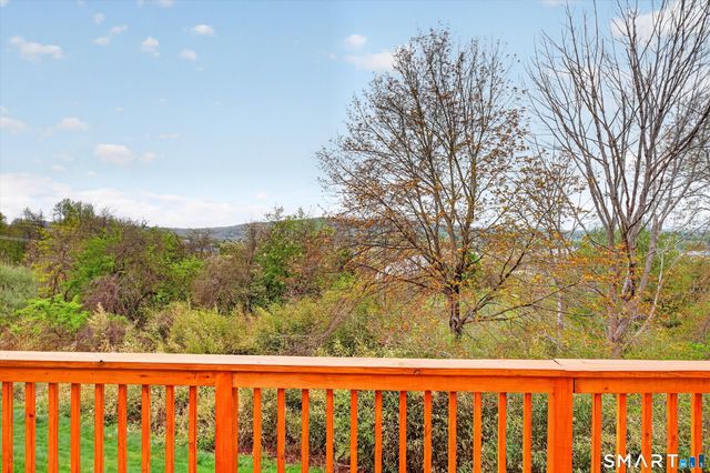 18 Tobins Court 18, Danbury, CT 06810