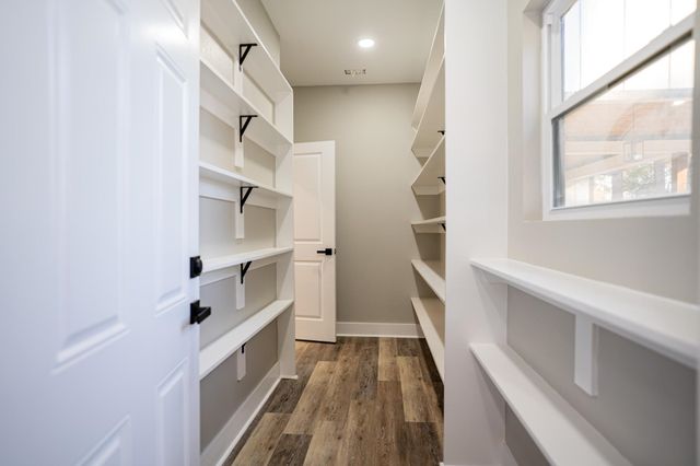 26B Cedar Hill Rd, Longview, TX 75605