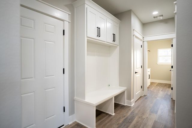 26B Cedar Hill Rd, Longview, TX 75605