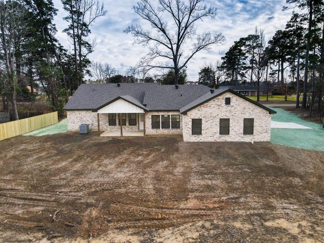 26B Cedar Hill Rd, Longview, TX 75605