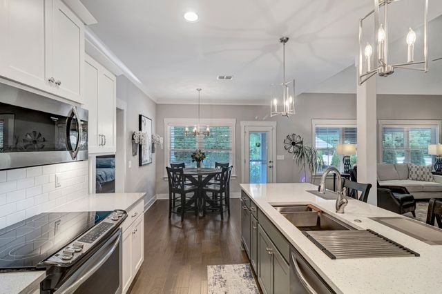 347 Beulah Rose Dr, Murfreesboro, TN 37128