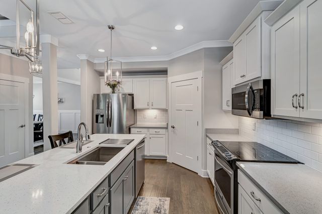 347 Beulah Rose Dr, Murfreesboro, TN 37128