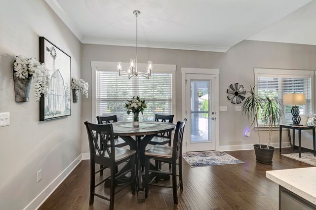 347 Beulah Rose Dr, Murfreesboro, TN 37128