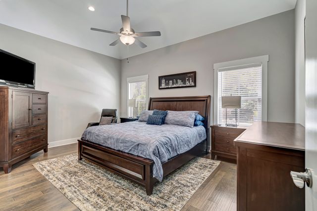 347 Beulah Rose Dr, Murfreesboro, TN 37128