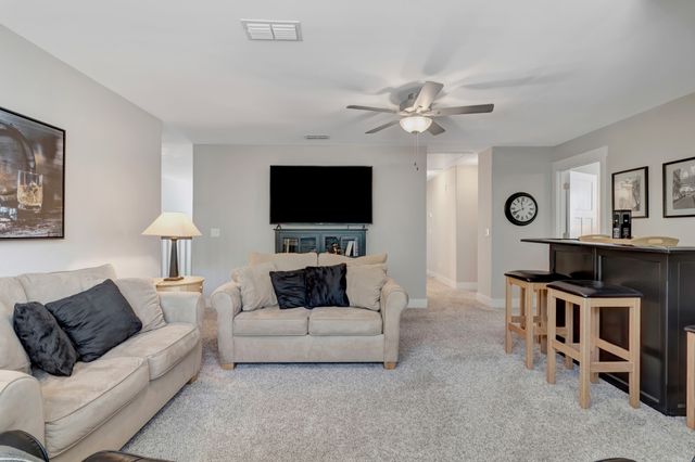 347 Beulah Rose Dr, Murfreesboro, TN 37128