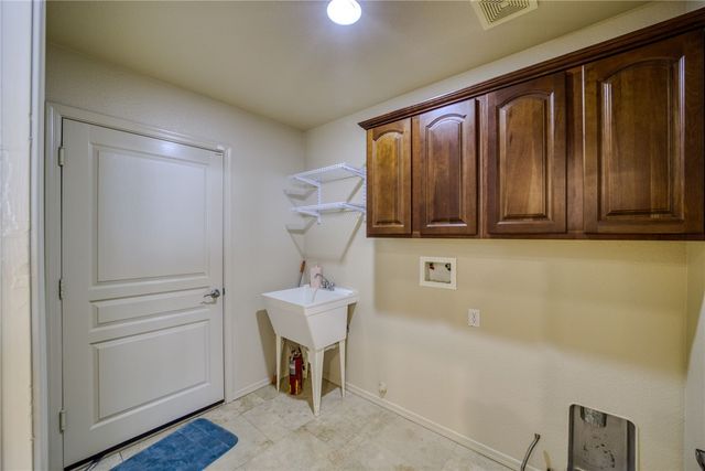 1009 Heritage Drive, Bullhead City, AZ 86429