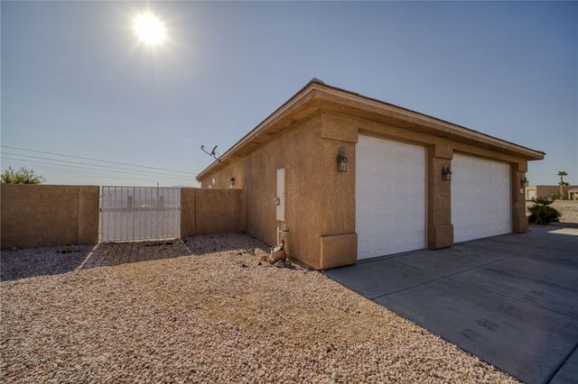 1009 Heritage Drive, Bullhead City, AZ 86429