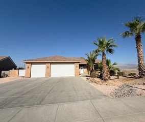 1009 Heritage Drive, Bullhead City, AZ 86429