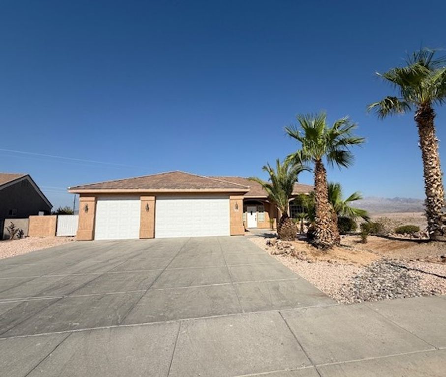 1009 Heritage Drive, Bullhead City, AZ 86429
