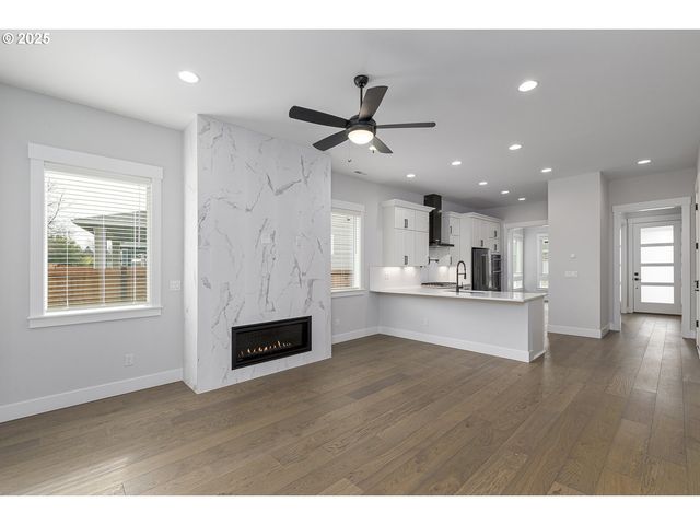 15229 Se TOWERS Ter, Milwaukie, OR 97267