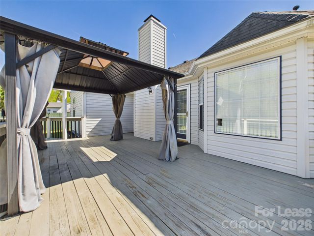 14133 Walkers Crossing Drive, Charlotte, NC 28273