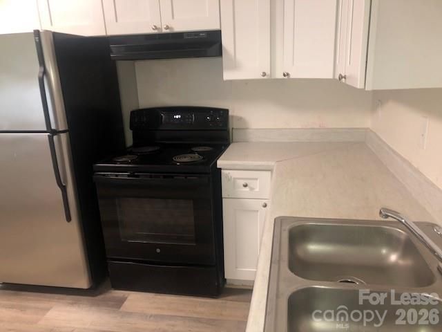 423 Edgegreen Drive, Charlotte, NC 28217