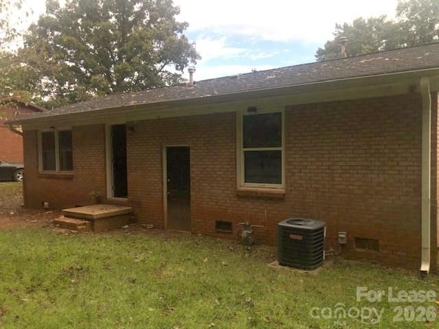 423 Edgegreen Drive, Charlotte, NC 28217