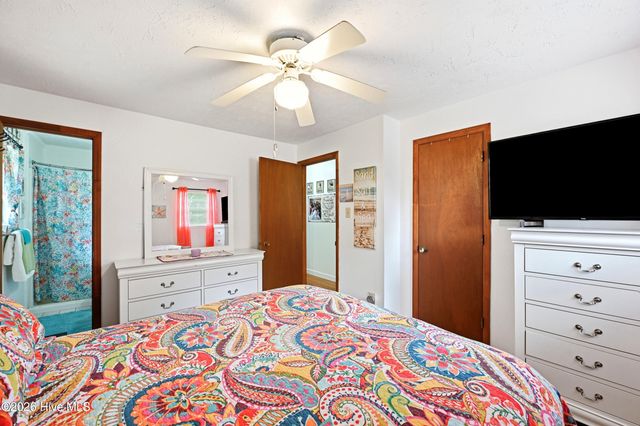 3984 Beattys Bridge Road, Atkinson, NC 28421