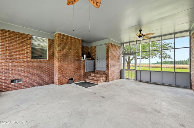 3984 Beattys Bridge Road, Atkinson, NC 28421