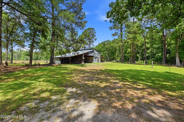 3984 Beattys Bridge Road, Atkinson, NC 28421