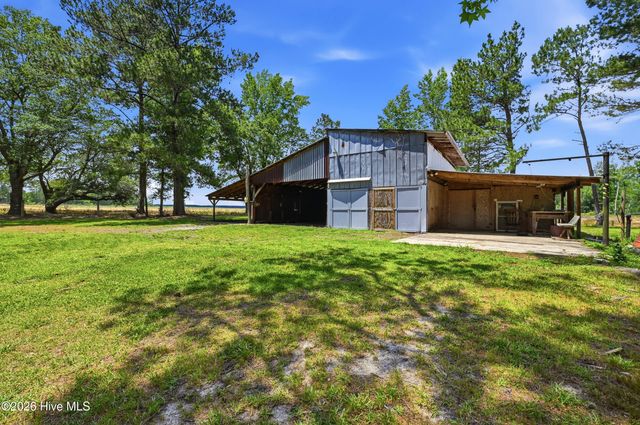 3984 Beattys Bridge Road, Atkinson, NC 28421